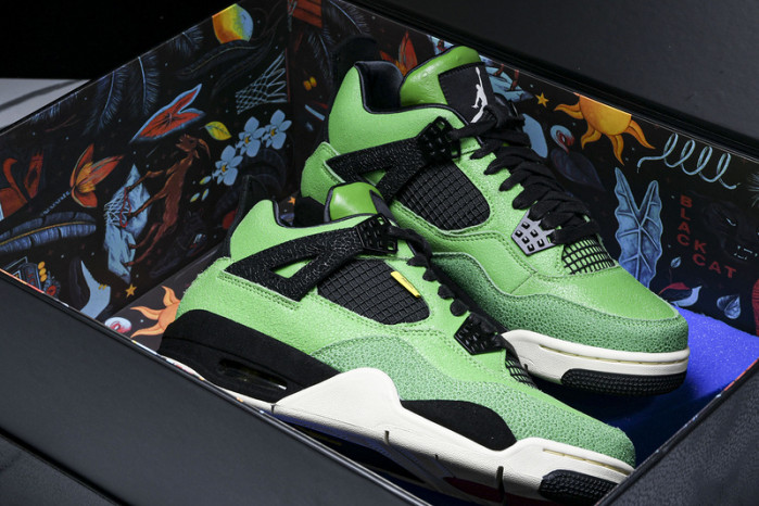 AIR JORDAN JORDAN 4 RETRO 
