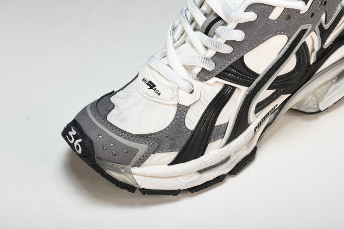 BLCG RUNNER   0902