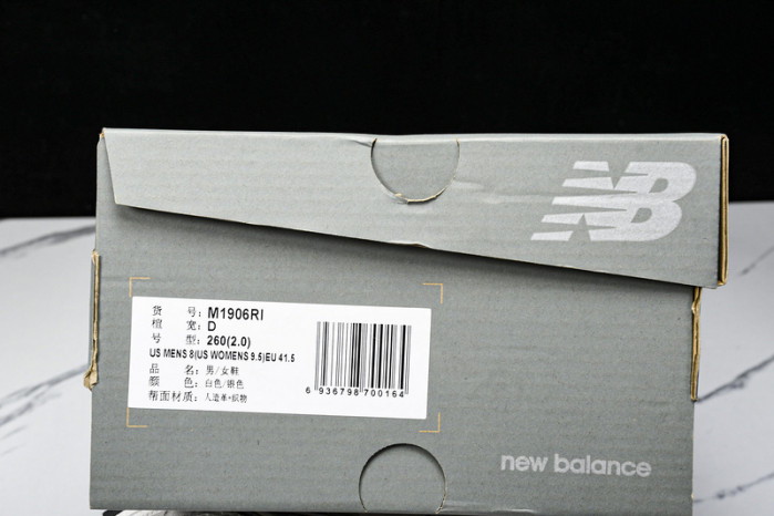 new Ba1an*e 1906r white rain cloud silver metallic m1906ri