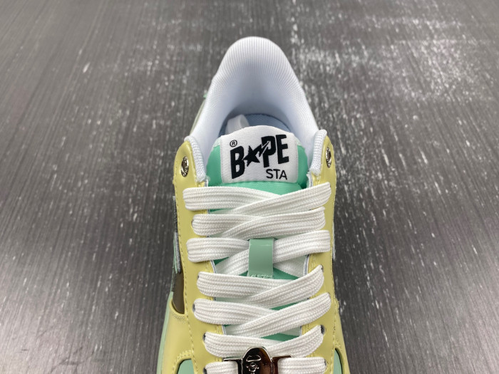 A B*THING APE  FOR-44