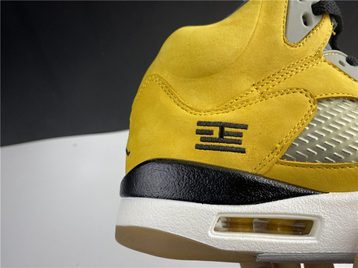 AIR JORDAN 5 RETRO TOKYO T23 454783-701