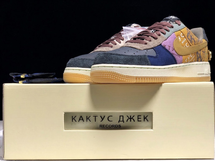 Air Force 1 Low Travis Scott Cactus Jack  CN2405-900