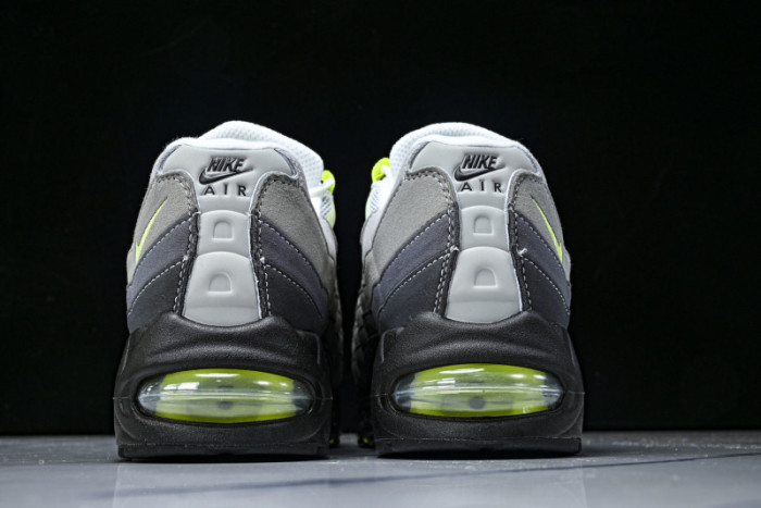 Nike Air Max 95 OG HM4740-001