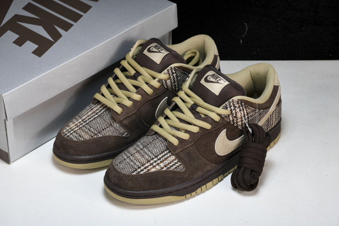 Nike SB Dunk Low Pro 