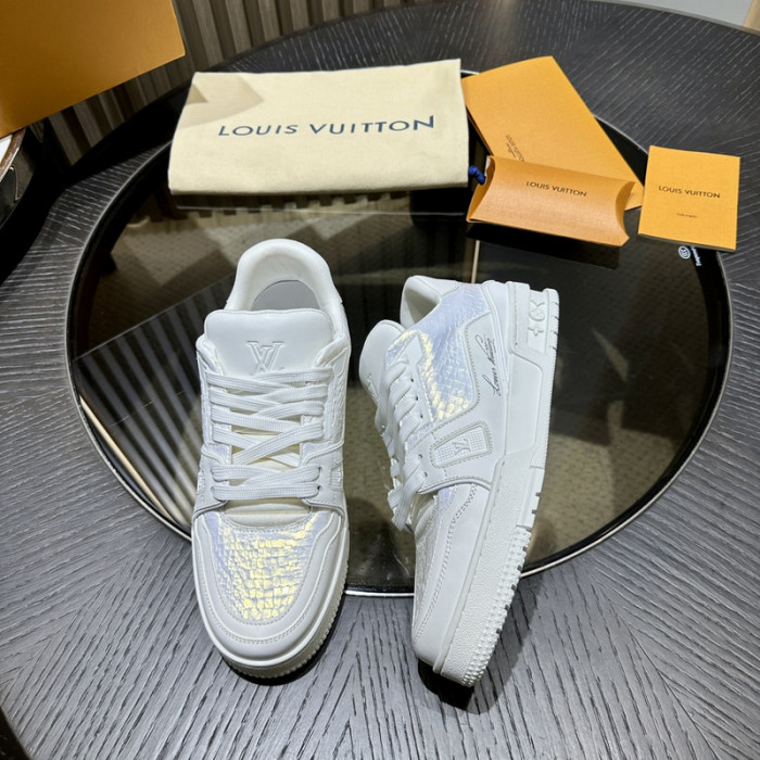 LV SNEAKER LOW FOR-LV204