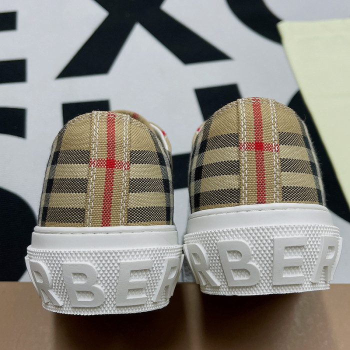 BUR  SNEAKER