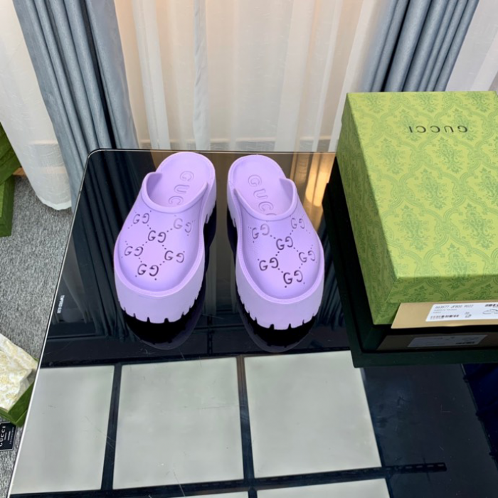 Gv*c slippers