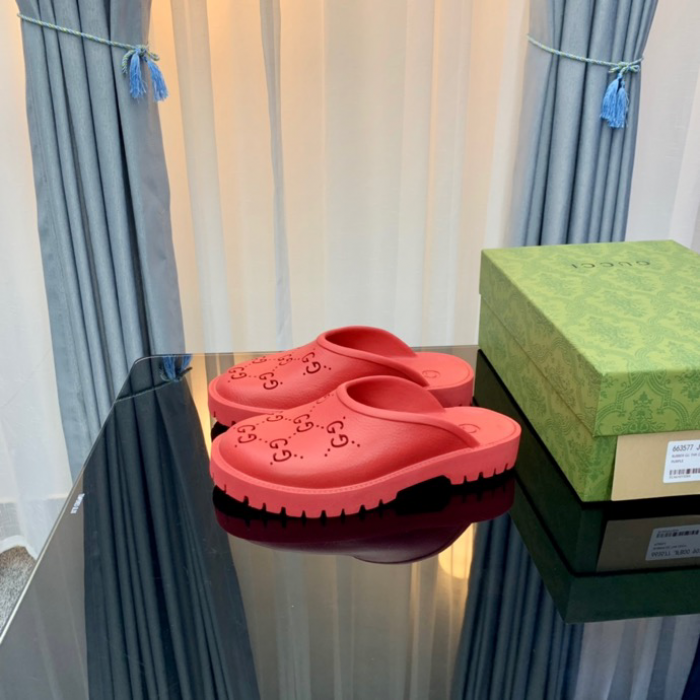 Gv*c slippers