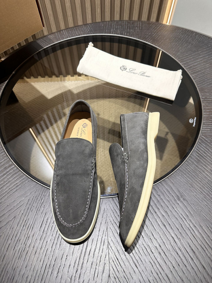 L0R0 P1ANA SNEAKER
