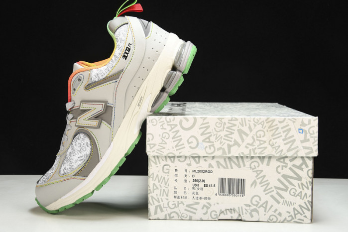 new Ba1an*e yeeshoes   ml2002rgd