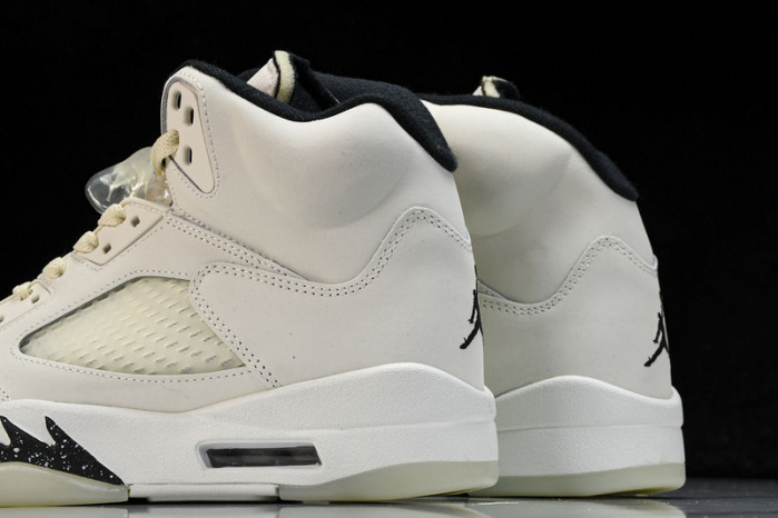 Air Jordan 5 Retro "Sail"    FN7405-100