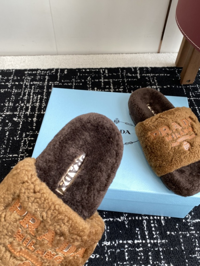 PRA*DA  SLIPPERS
