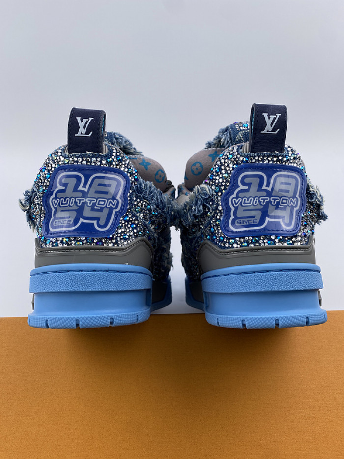 LV SNEAKER LOW  81702