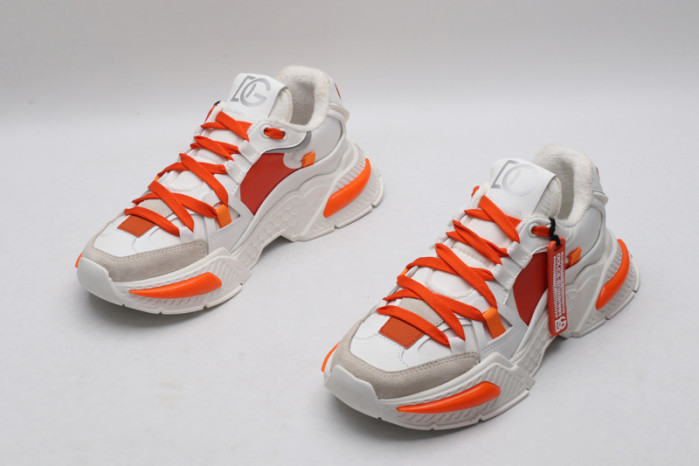 DG SNEAKERS 052503