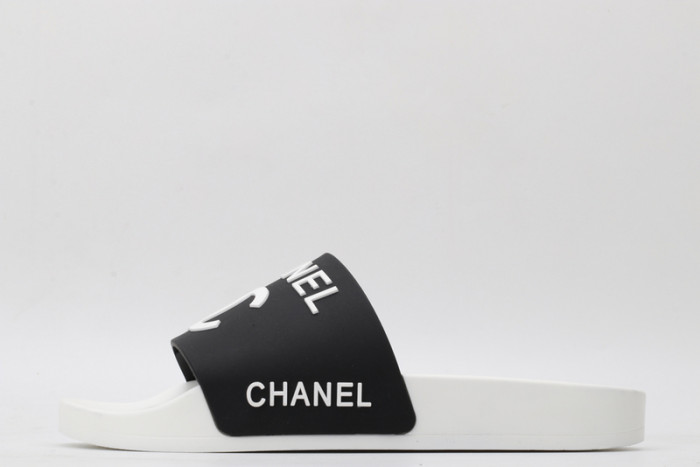 CH*NEL SLIPPERS