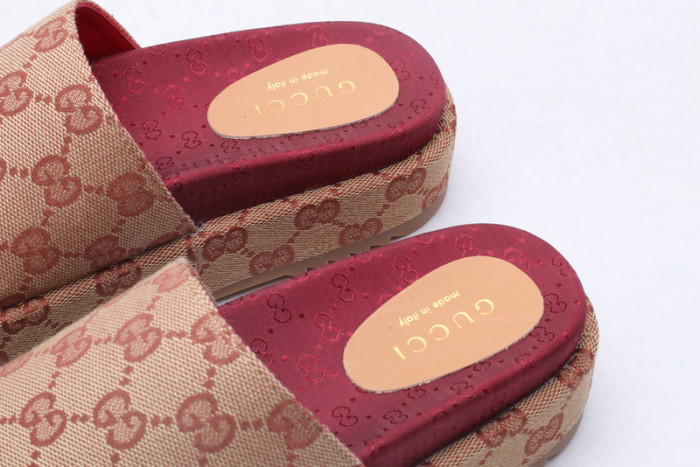 Gv*c slippers