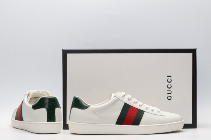Gv*c ace embroidered low-top sneaker 429466a38g09064