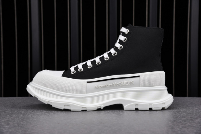 MQ Sneakers