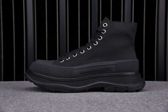 MQ Sneakers